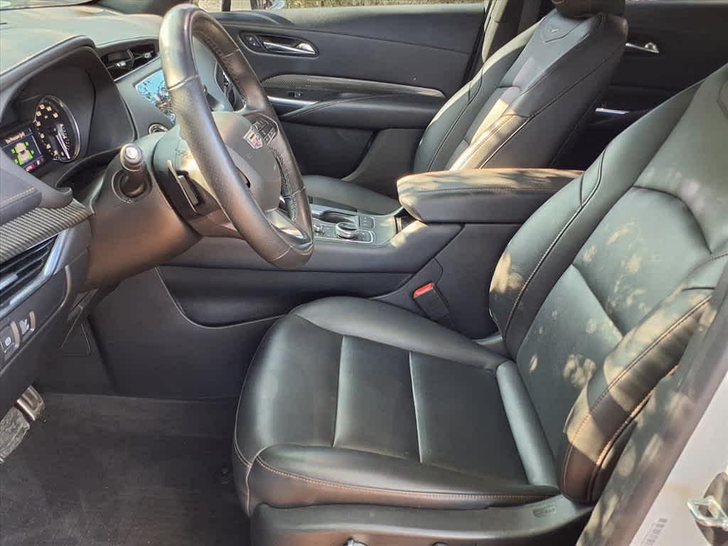 used 2020 Cadillac XT4 car, priced at $22,998