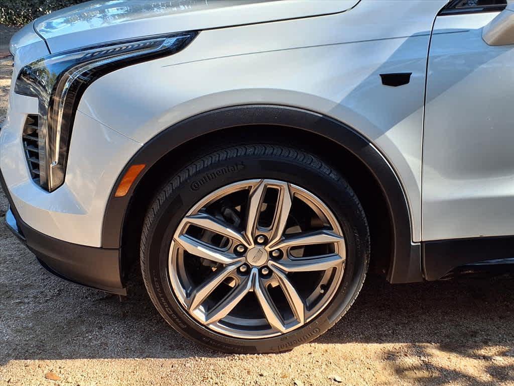 used 2020 Cadillac XT4 car, priced at $22,998