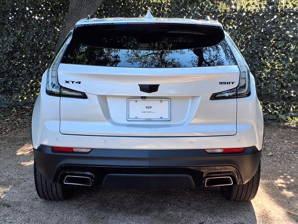 used 2020 Cadillac XT4 car, priced at $22,998
