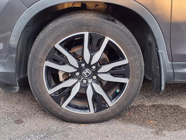 used 2019 Honda Pilot car, priced at $23,818