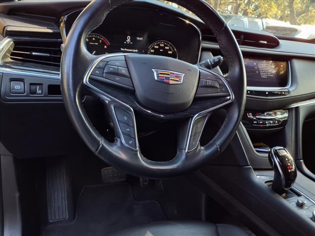 used 2020 Cadillac XT5 car, priced at $21,818