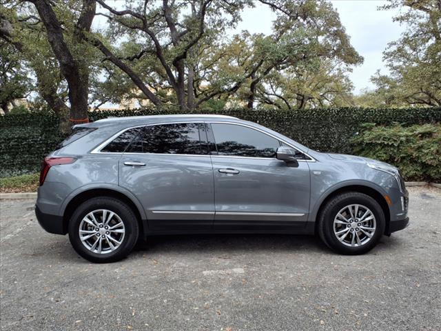 used 2022 Cadillac XT5 car, priced at $35,998