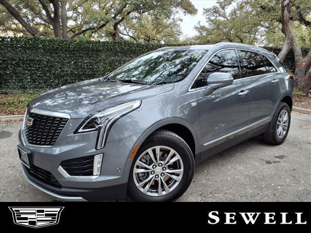 used 2022 Cadillac XT5 car, priced at $35,998