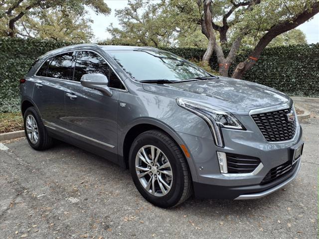 used 2022 Cadillac XT5 car, priced at $35,998