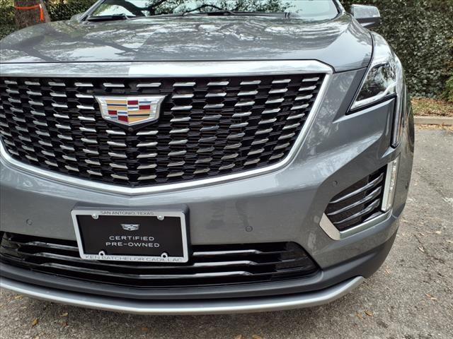 used 2022 Cadillac XT5 car, priced at $35,998