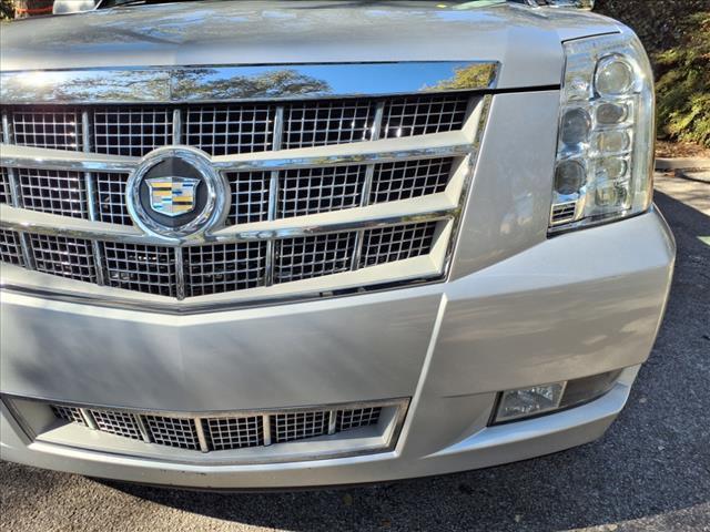 used 2012 Cadillac Escalade ESV car, priced at $14,998