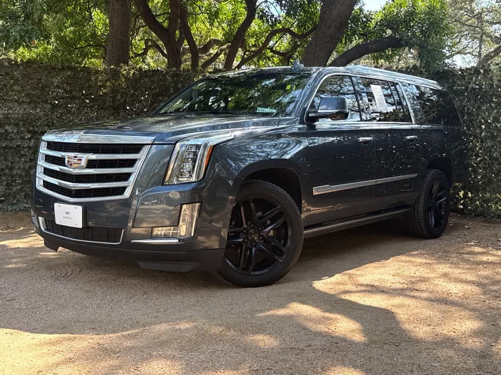 used 2019 Cadillac Escalade ESV car, priced at $26,998
