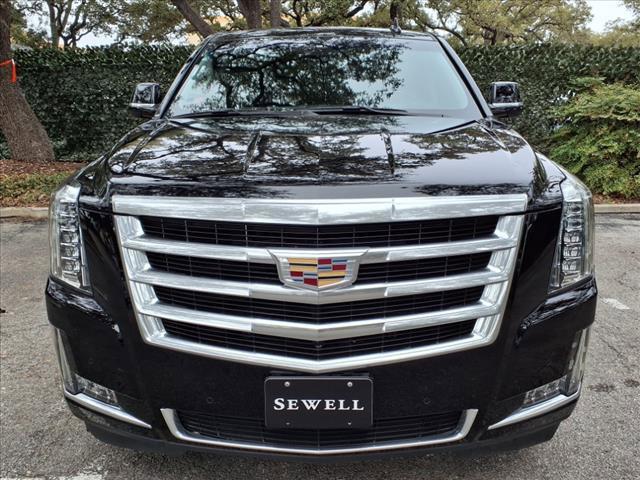 used 2020 Cadillac Escalade car, priced at $39,313