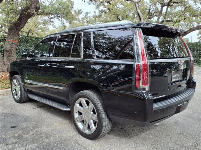 used 2020 Cadillac Escalade car, priced at $39,313