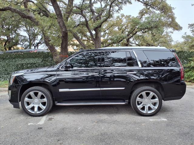 used 2020 Cadillac Escalade car, priced at $39,313