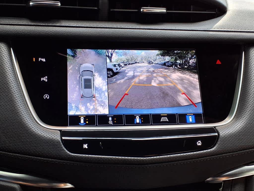 used 2025 Cadillac XT5 car, priced at $49,998