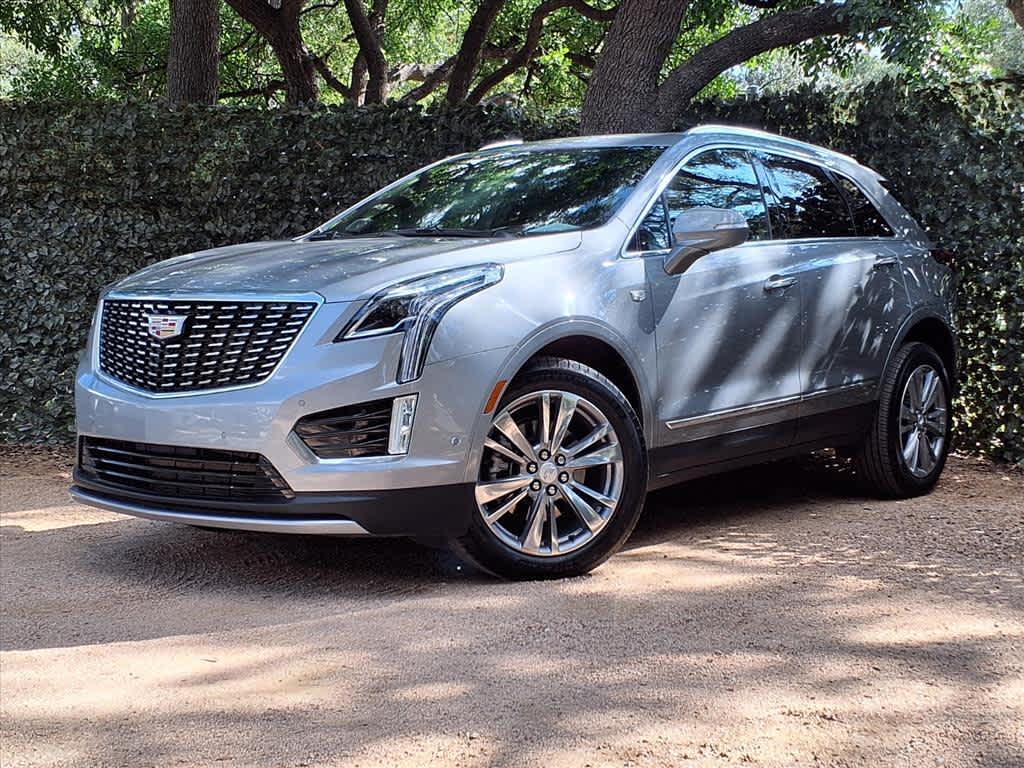used 2025 Cadillac XT5 car, priced at $49,998