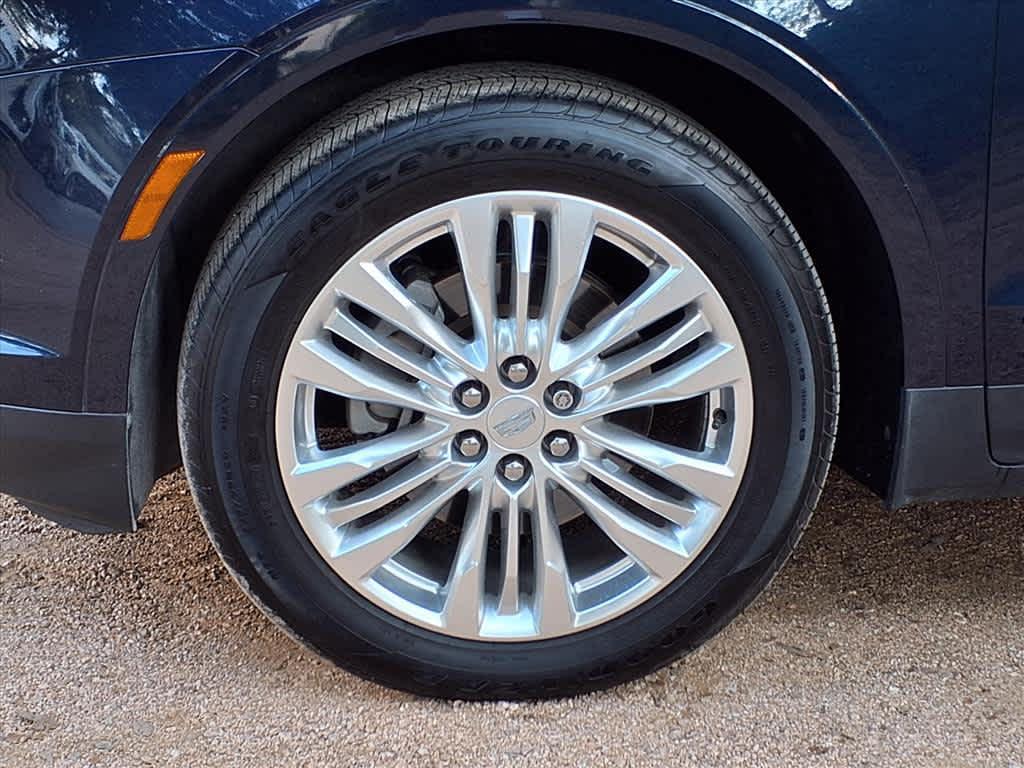 used 2017 Cadillac XT5 car, priced at $16,998