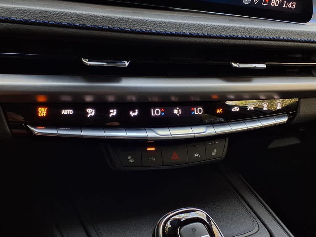 used 2024 Cadillac XT4 car, priced at $40,818