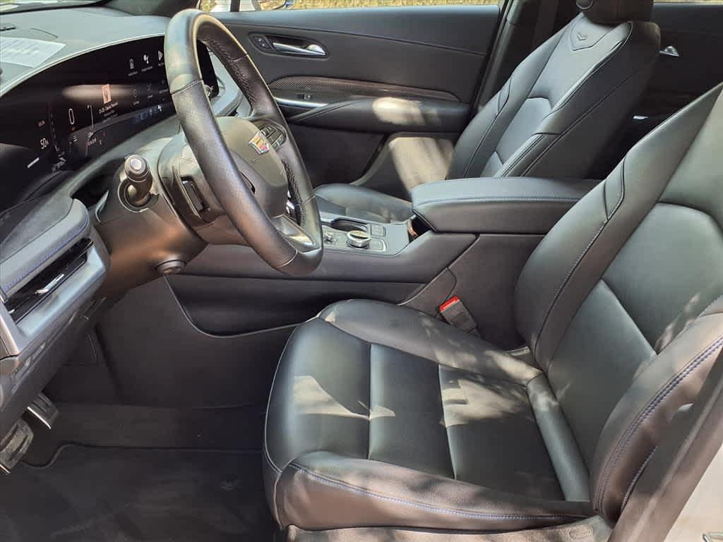 used 2024 Cadillac XT4 car, priced at $40,818
