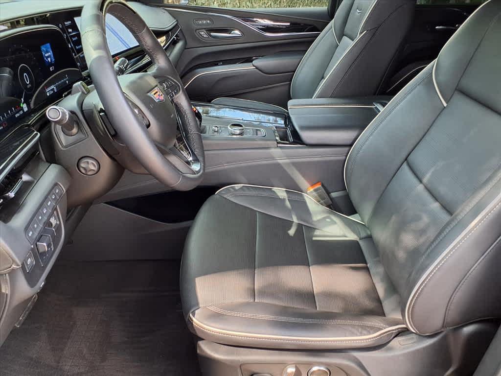 used 2023 Cadillac Escalade ESV car, priced at $79,998