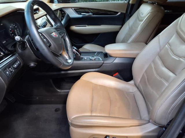 used 2022 Cadillac XT6 car, priced at $36,998