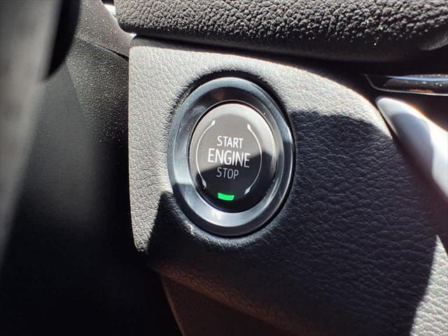 used 2024 Cadillac XT4 car, priced at $45,629
