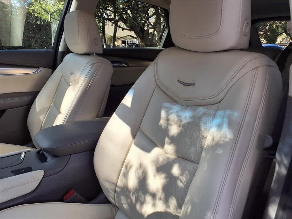 used 2017 Cadillac XT5 car, priced at $21,998