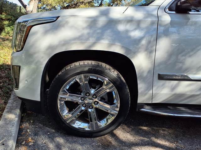 used 2018 Cadillac Escalade car, priced at $25,998