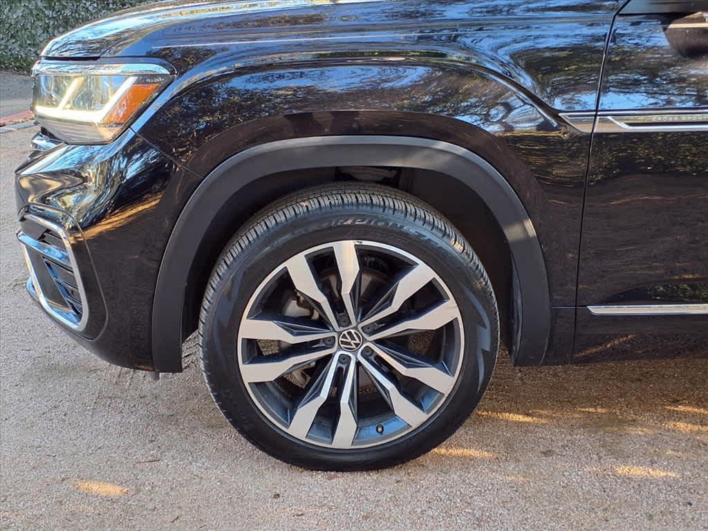 used 2021 Volkswagen Atlas Cross Sport car, priced at $27,998