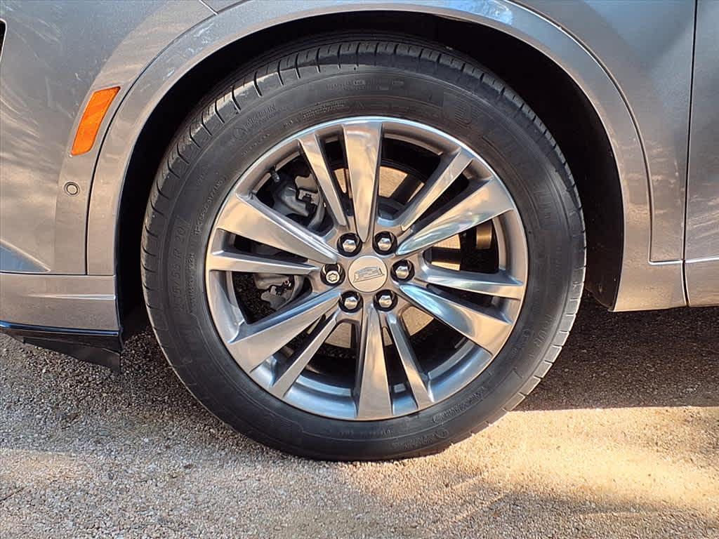 used 2022 Cadillac XT6 car, priced at $36,313