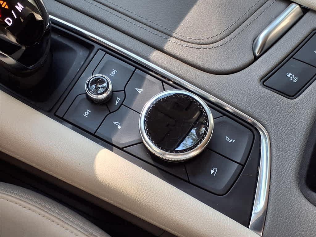 used 2022 Cadillac XT6 car, priced at $36,313