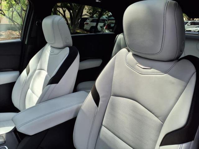 used 2024 Cadillac XT4 car, priced at $45,998