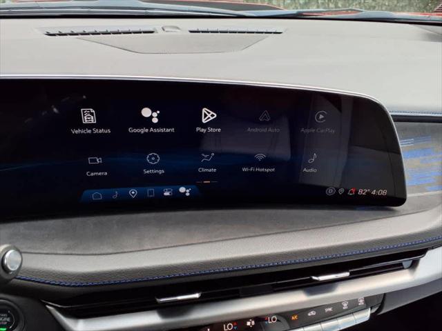 used 2024 Cadillac XT4 car, priced at $45,998