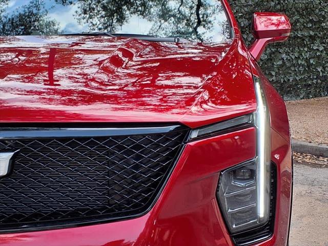 used 2024 Cadillac XT4 car, priced at $45,998