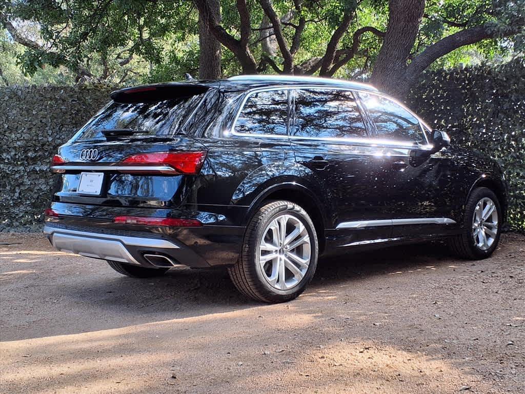 used 2025 Audi Q7 car, priced at $50,998
