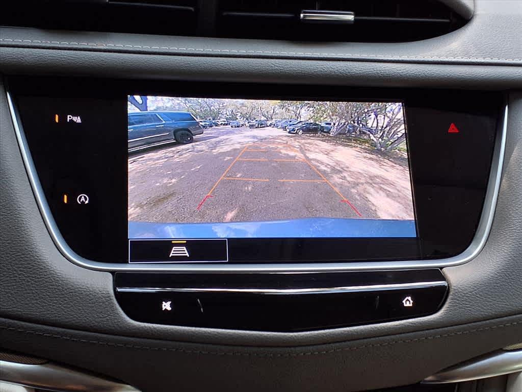 used 2023 Cadillac XT5 car, priced at $34,998