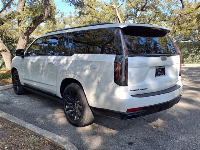 used 2023 Cadillac Escalade ESV car, priced at $91,998