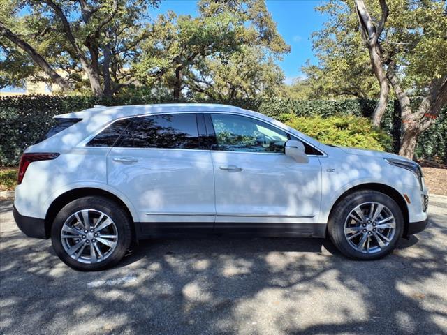 used 2024 Cadillac XT5 car, priced at $46,998