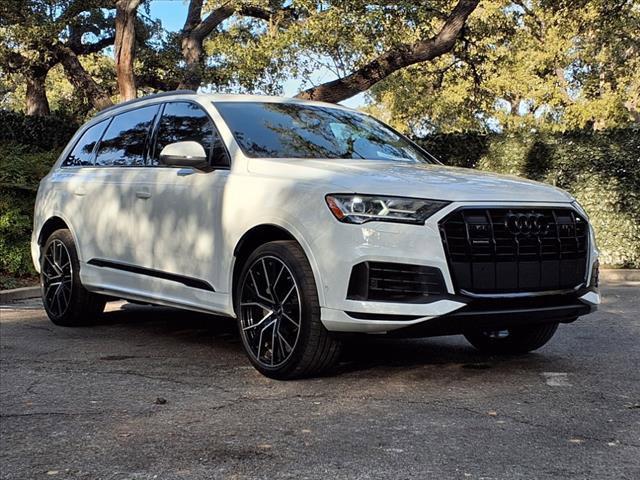 used 2022 Audi Q7 car, priced at $43,818