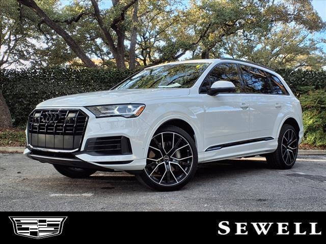 used 2022 Audi Q7 car, priced at $43,818