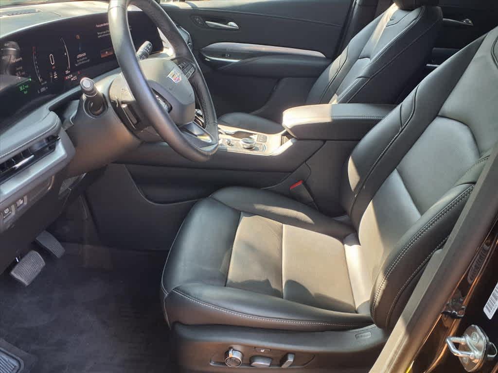 used 2024 Cadillac XT4 car, priced at $39,818