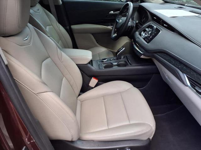 used 2022 Cadillac XT4 car, priced at $31,998