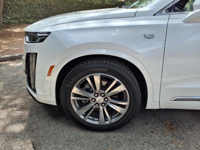 used 2021 Cadillac XT6 car, priced at $37,998