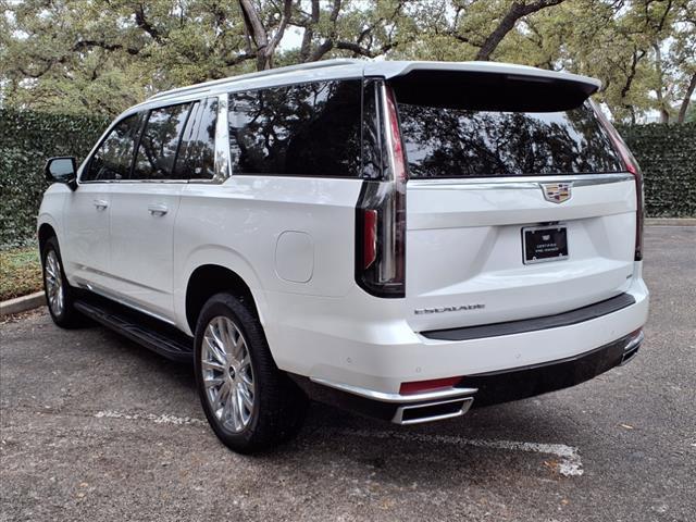 used 2022 Cadillac Escalade ESV car, priced at $69,998