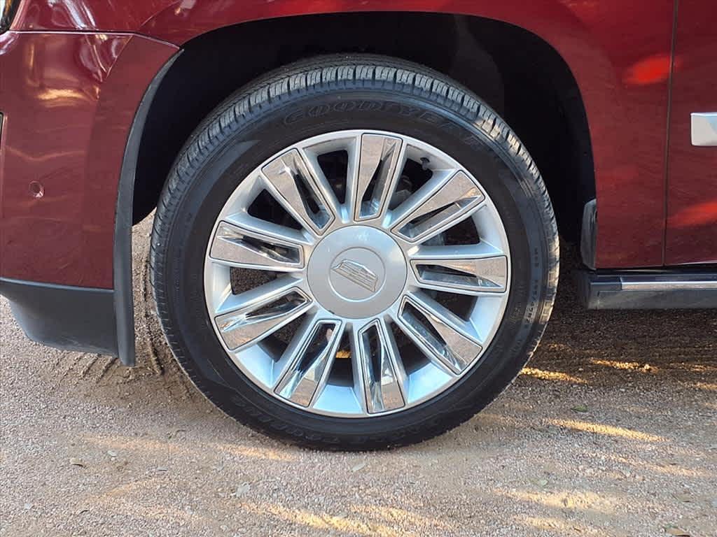 used 2019 Cadillac Escalade car, priced at $35,998