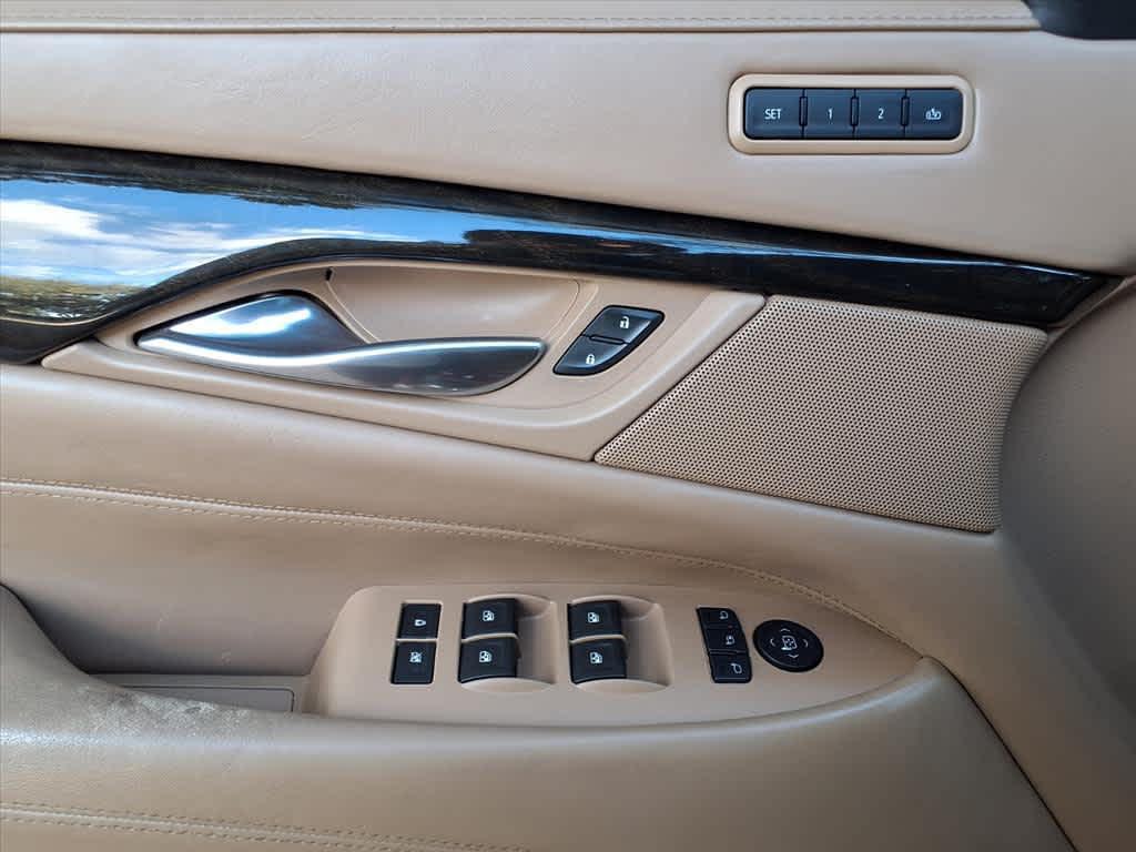 used 2019 Cadillac Escalade car, priced at $35,998