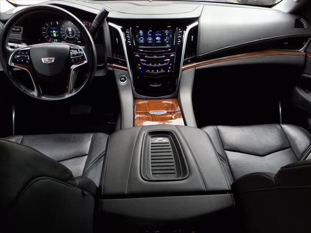 used 2020 Cadillac Escalade ESV car, priced at $34,999