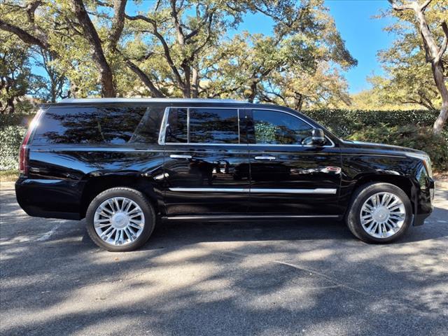 used 2019 Cadillac Escalade ESV car, priced at $43,998