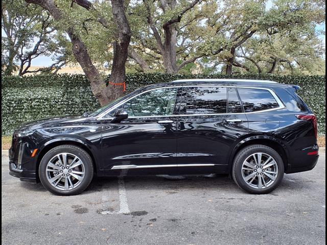 used 2021 Cadillac XT6 car, priced at $33,888