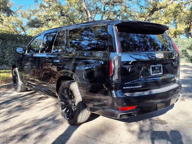 used 2022 Cadillac Escalade ESV car, priced at $74,998