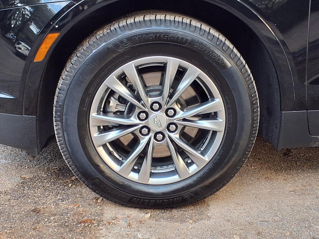 used 2021 Cadillac XT5 car, priced at $24,998
