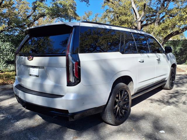 used 2021 Cadillac Escalade ESV car, priced at $62,998