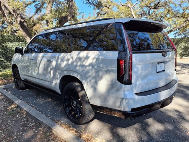 used 2021 Cadillac Escalade ESV car, priced at $62,998