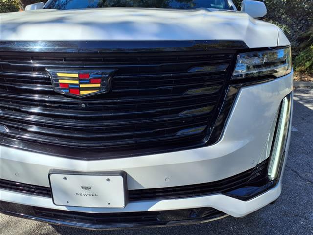 used 2021 Cadillac Escalade ESV car, priced at $62,998